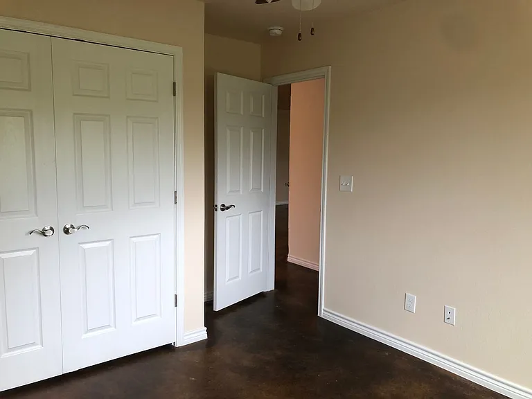 509 College St — Photo 23