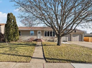 418 N Union Ave, Madison, SD 57042