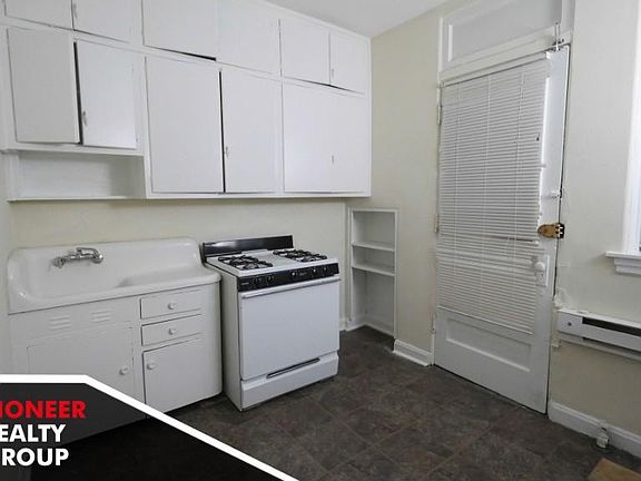 3rd image of 4407 N Wolcott Ave #4417A1