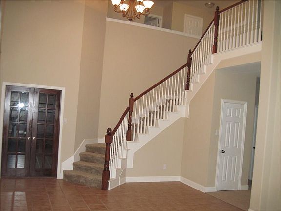 3rd image of 14836 Turnbridge Dr