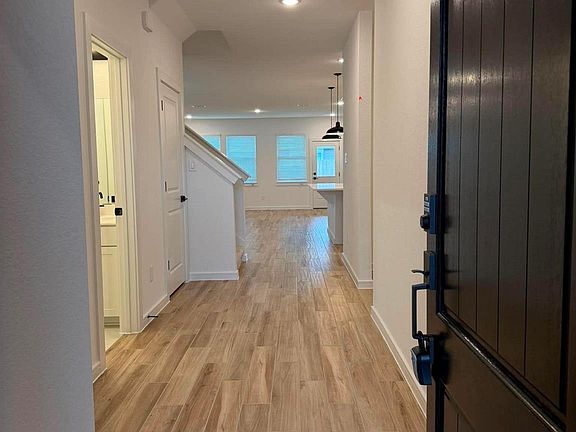 4th image of 8407 Tranquil Bay Ct