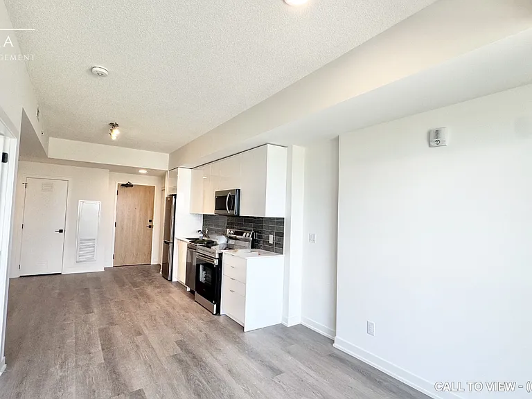 33 Erie Ave #1404 — Photo 3