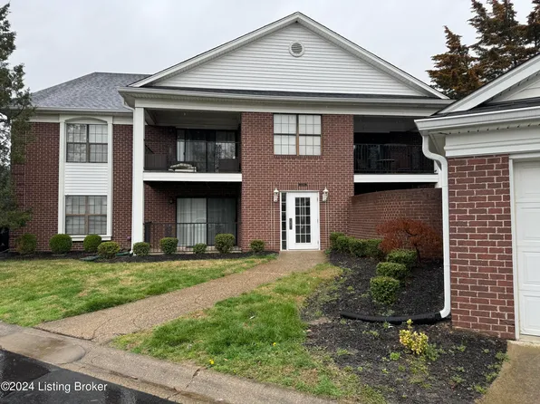 1286 Parkway Gardens Ct APT 123, Louisville, KY 40217