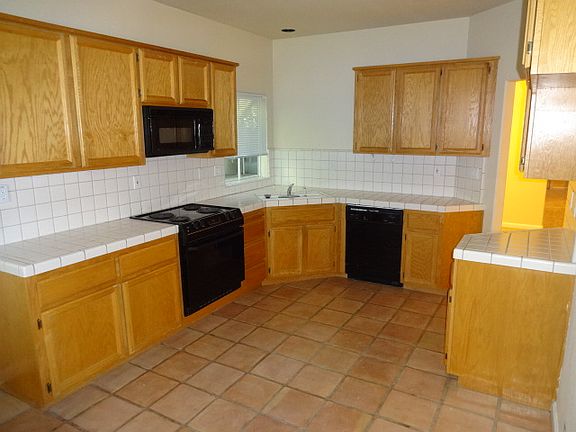 2nd image of 7868 Sunrise Terrace Ln