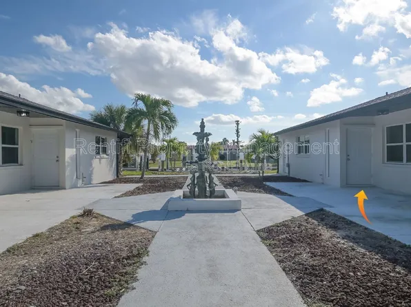 1322 Miramar St APT 2, Cape Coral, FL 33904