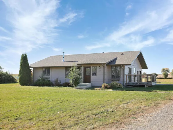 11571 Sunset Cir, Hutchinson, MN 55350