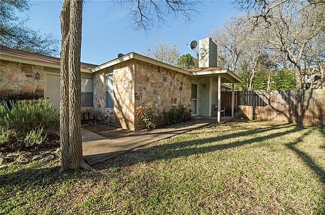 1st image of 9802 Hundred Oaks Cir #B