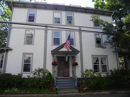 1st image of 33 Miller Ave #33