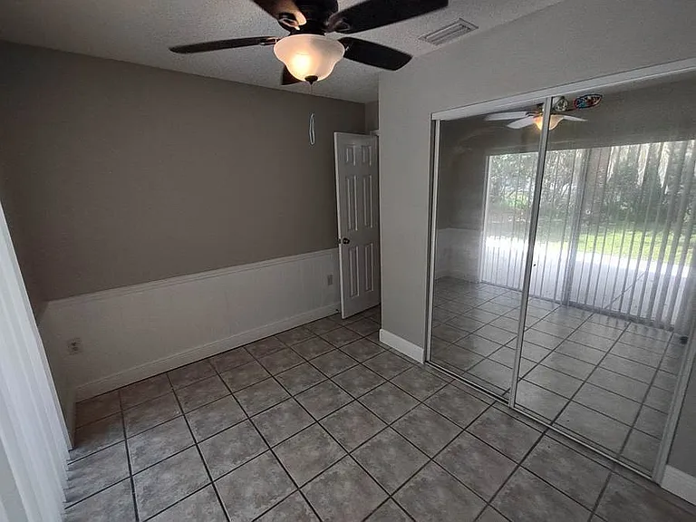 8811 Seeley Ln — Photo 20