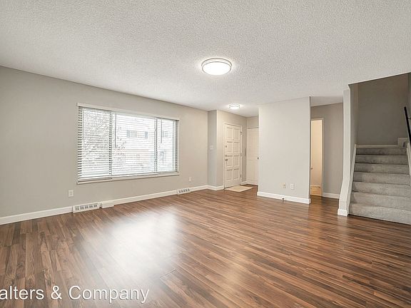 5th image of 9136 E Mansfield Ave