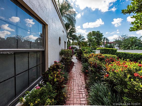 2nd image of 9336 NW Fifty Doral Cir N