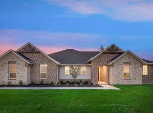3108 White Oak Rd, Terrell, TX 75161
