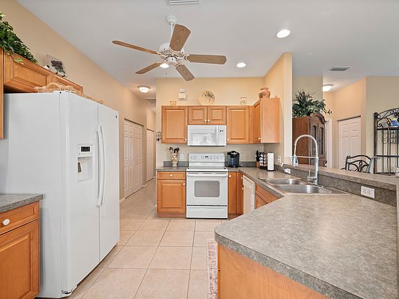 3rd image of 25534 Heritage Lake Blvd