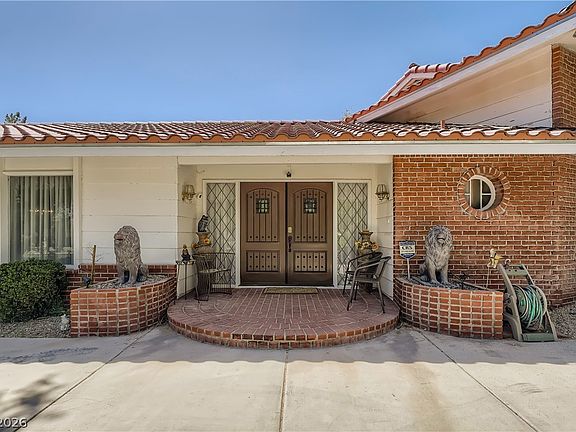3rd image of 7082 Mira Vista St