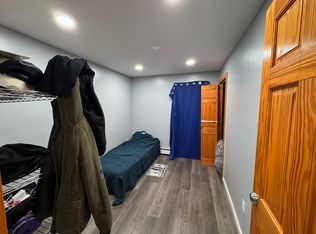 8 Simonson Pl #2, Staten Island, NY 10302