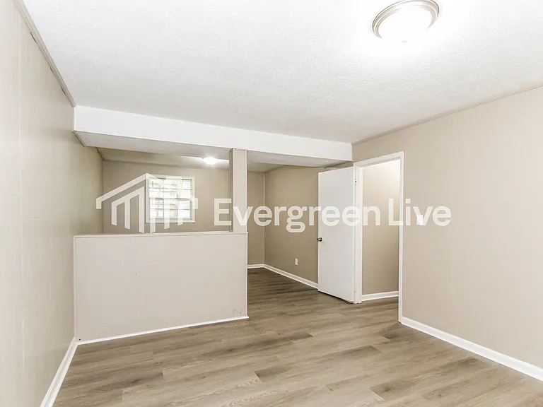 3016 Kathy Ln — Photo 6