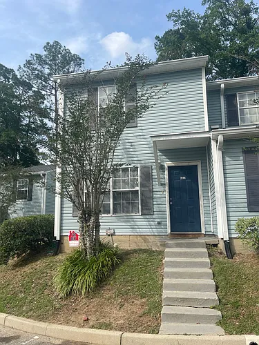 2191 Timberwood Cir N Photo 1