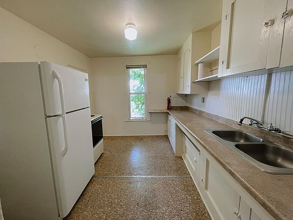 5th image of 412 Spotswood St #3