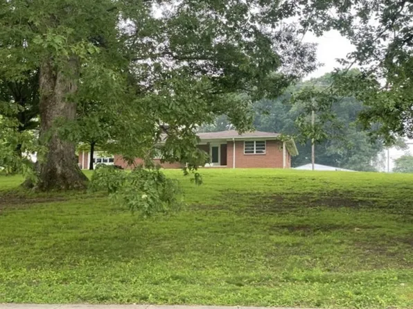 718 Main St, Andrews, NC 28901