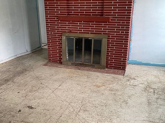 Additional Living Room