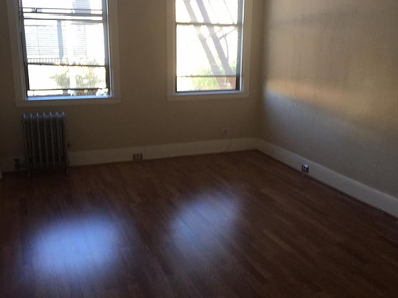 3rd image of 2385 California St APT 4