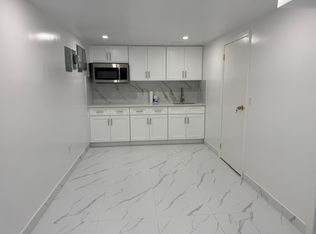 121 Logan Ave #B, Staten Island, NY 10301