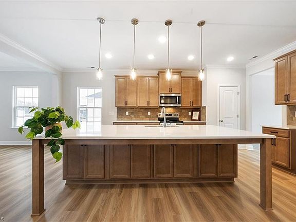 4th image of 6407 Gardenview Rd #33