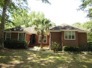 617 Leisure Ln, Mount Pleasant, SC 29464