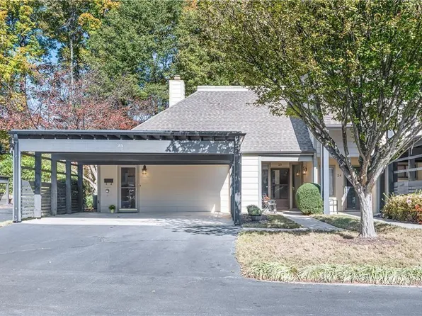 25 Forrest Pl, Sandy Springs, GA 30328