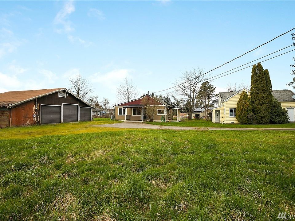 1st image of 2114 104th St E
