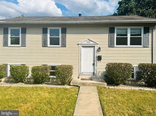 920 Phillip Powers Dr, Laurel, MD