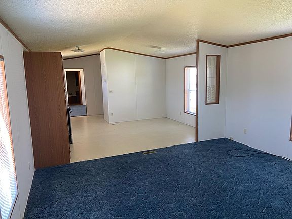 4th image of 181 W Magnolia Dr
