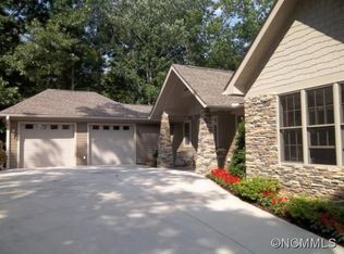 540 Silent Forest Dr, Canton, NC 28716