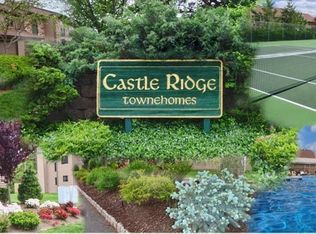 133 Castle Ridge Dr, East Hanover, NJ 07936