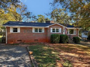 146 Rosedale Cir, Winston Salem, NC 27106
