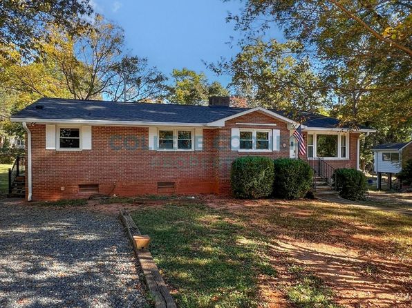 146 Rosedale Cir