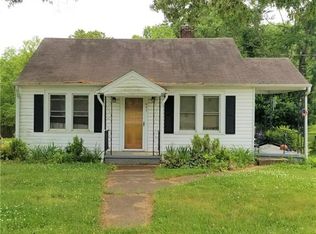 442 W Clemmonsville Rd, Winston Salem, NC 27127