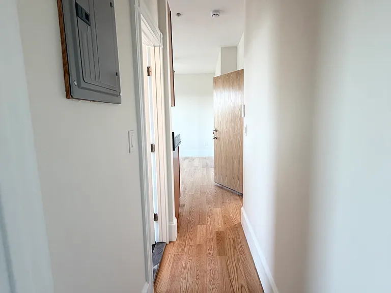 106 Myrtle St #18 — Photo 8