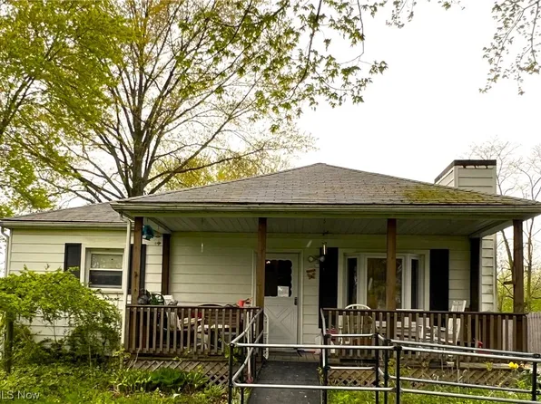 11514 Indian Hollow Rd, Grafton, OH 44044