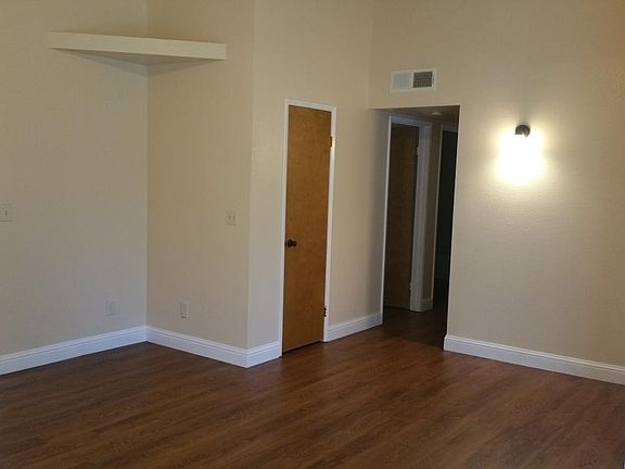 5th image of 5114 W Los Altos Ave