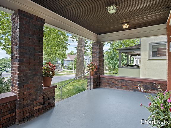 4th image of 648 Prospect Ave SE