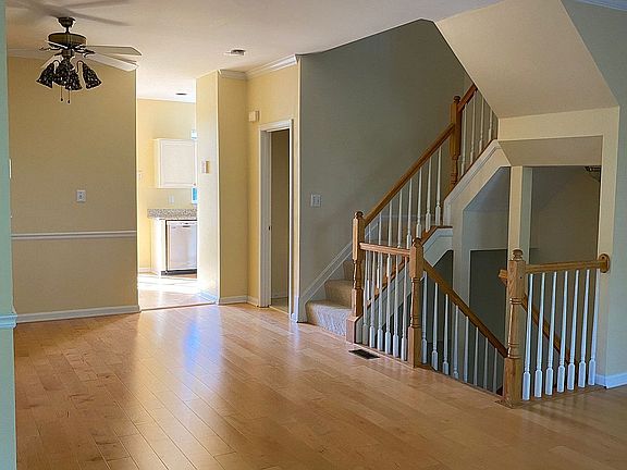 5th image of 13281 Coppermill Dr
