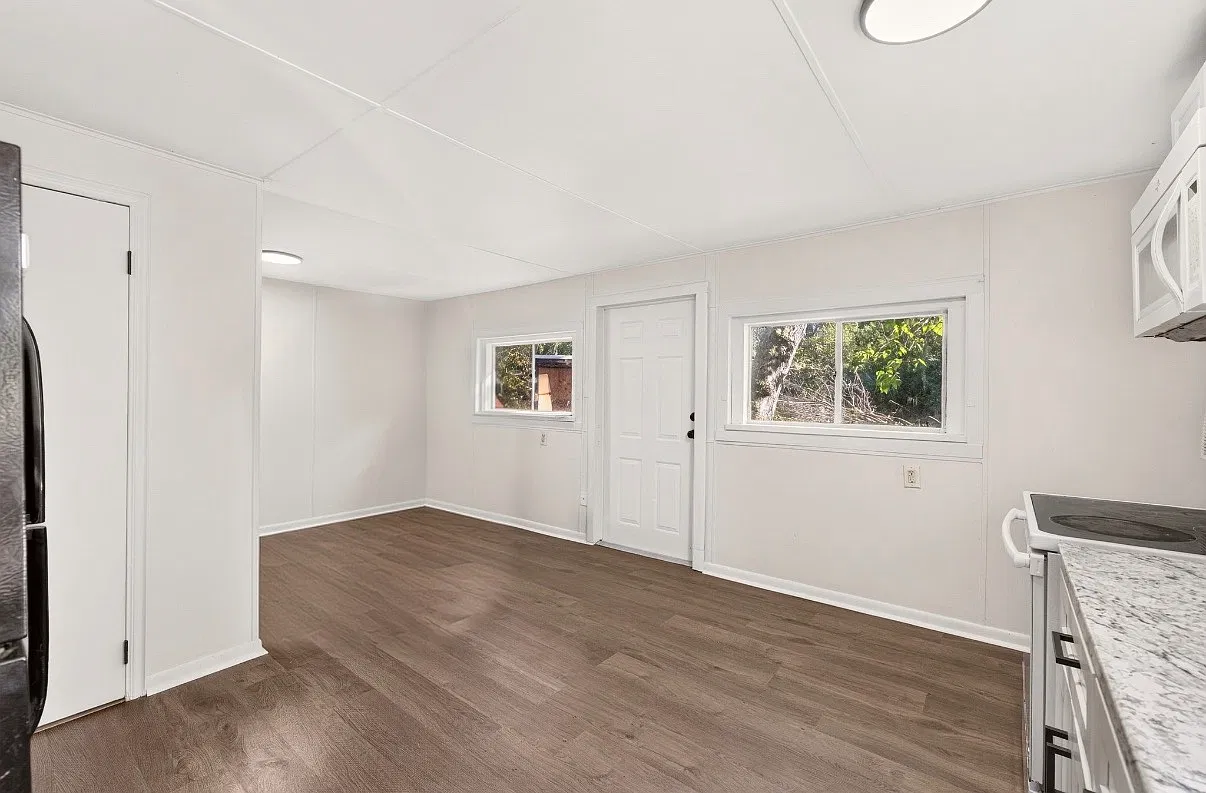 1 bed, 447 sqft, $950 — Photo 4