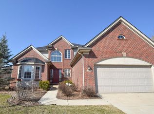 336 Sedgewood Ln, Ann Arbor, MI 48103