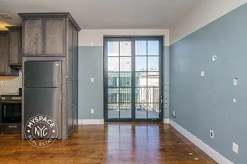 187 Kent Ave #801 Photo 1