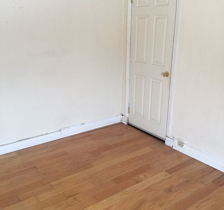 2nd image of 3124 43rd St #3