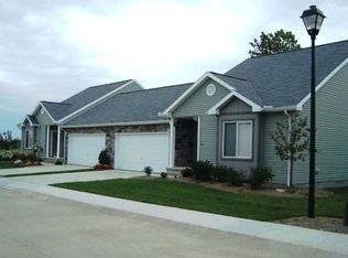 143 Peace Ln, Wadsworth, OH 44281