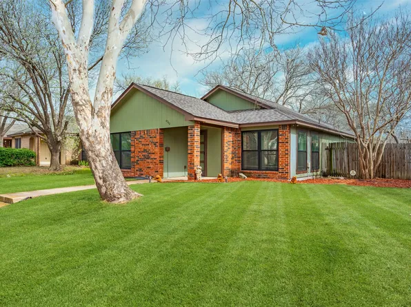 4740 Wineberry Dr, Fort Worth, TX 76137