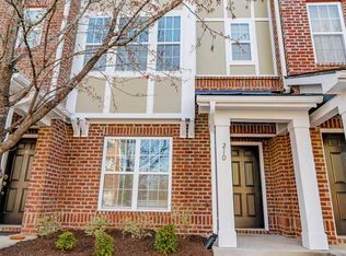 210 Dove Cottage Ln, Cary, NC 27519
