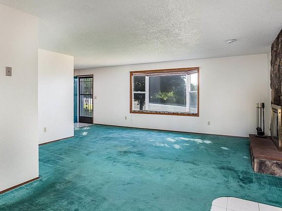 4th image of 4019 Meadow Beauty Dr